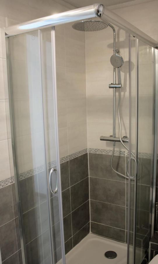 Charmant Appartement Au Coeur Des Gres D Annot Dış mekan fotoğraf